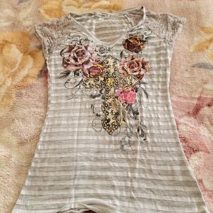 🤑 Rose and cross shirt